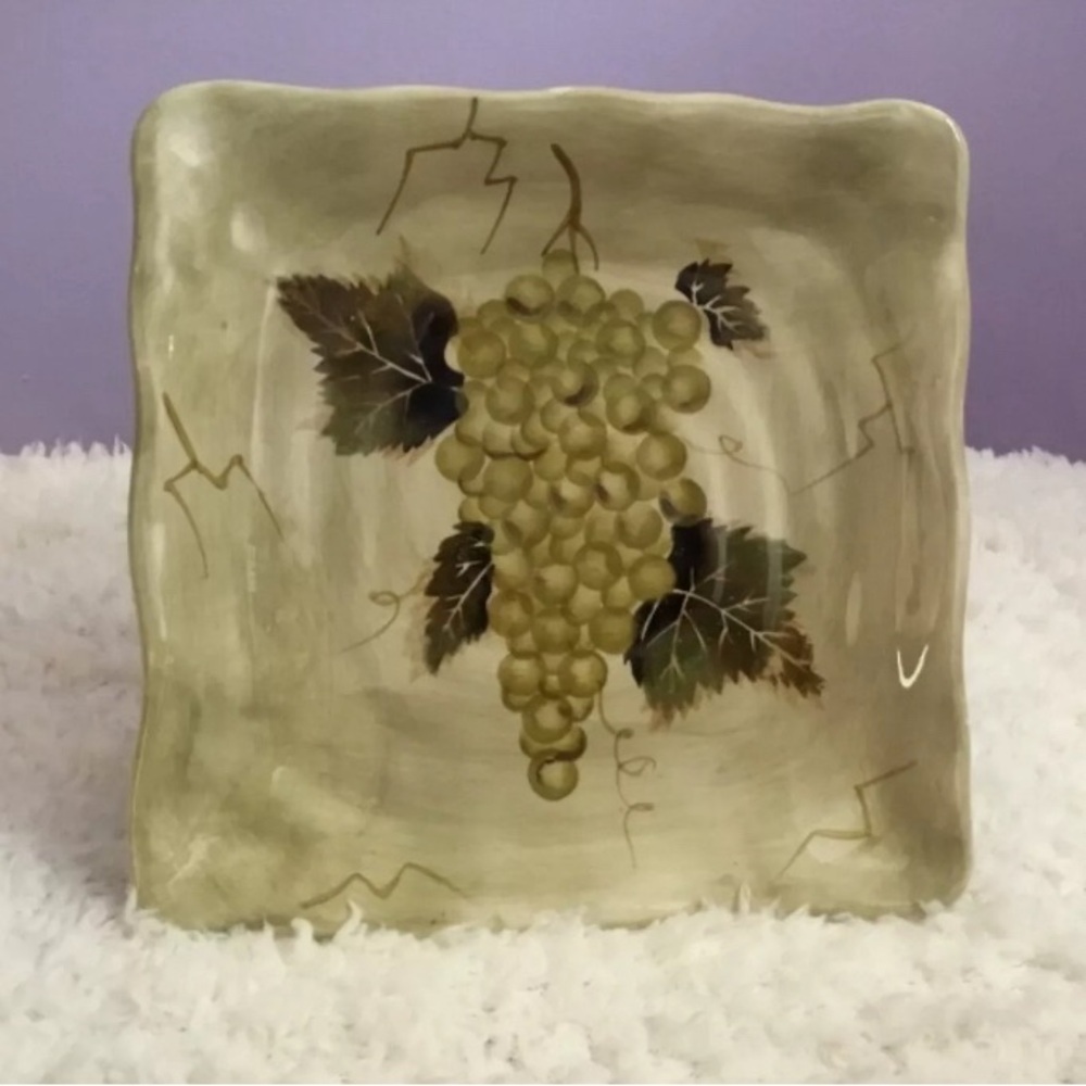 Cabernet Grape Luncheon Decorative Square Plate